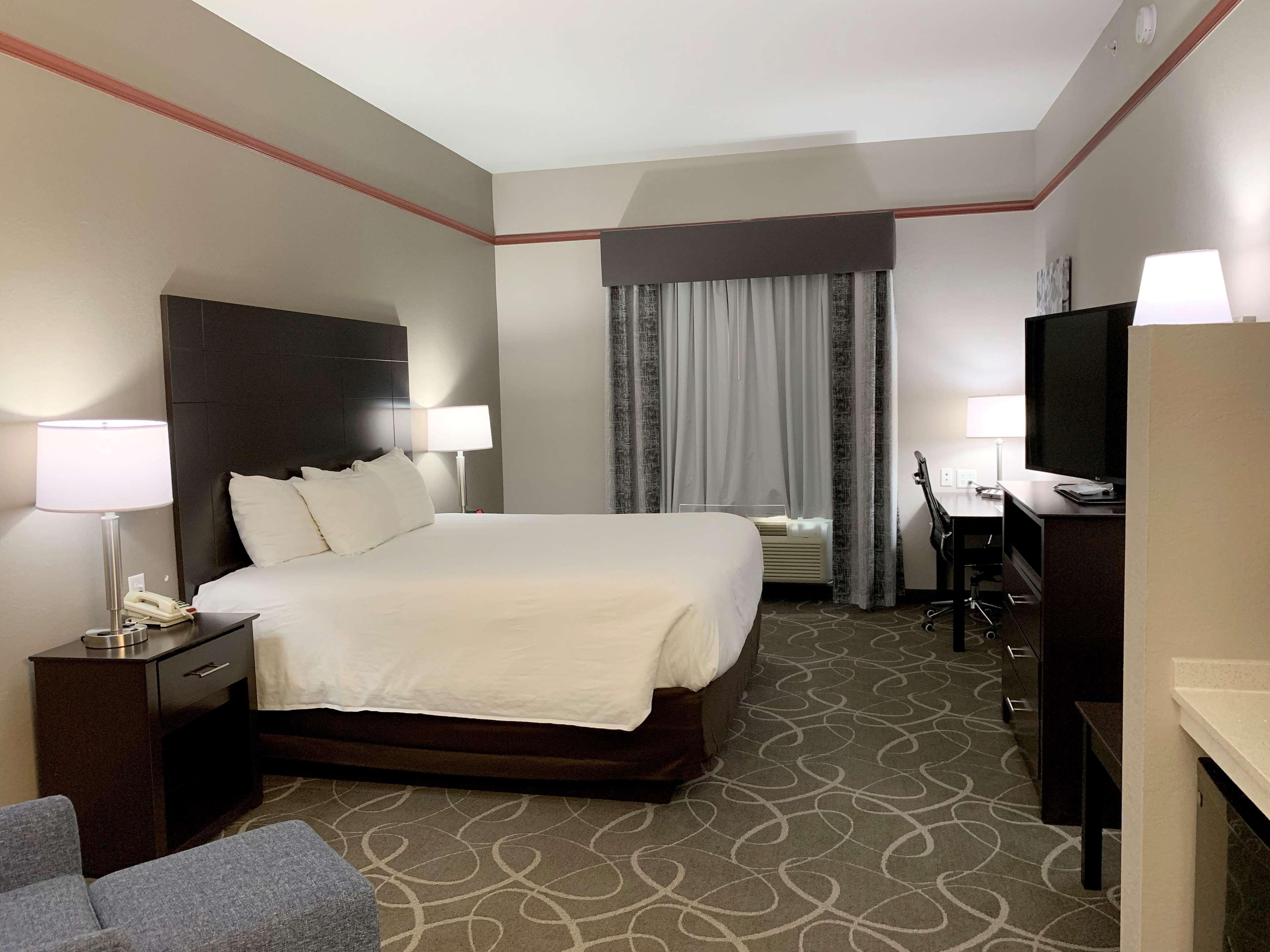 Hotel Western Limestone And Mexia