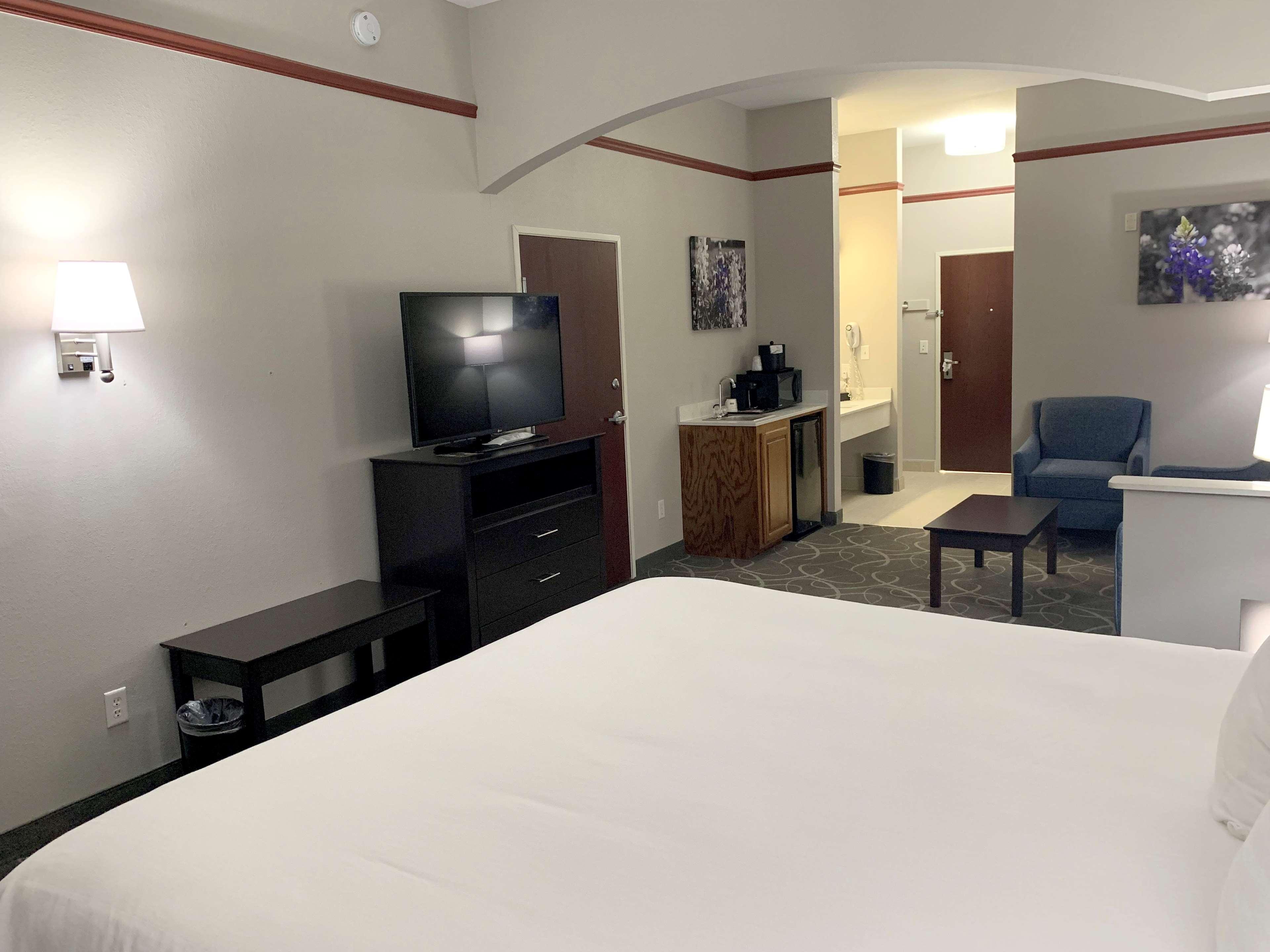 Western Limestone And Hotel Mexia